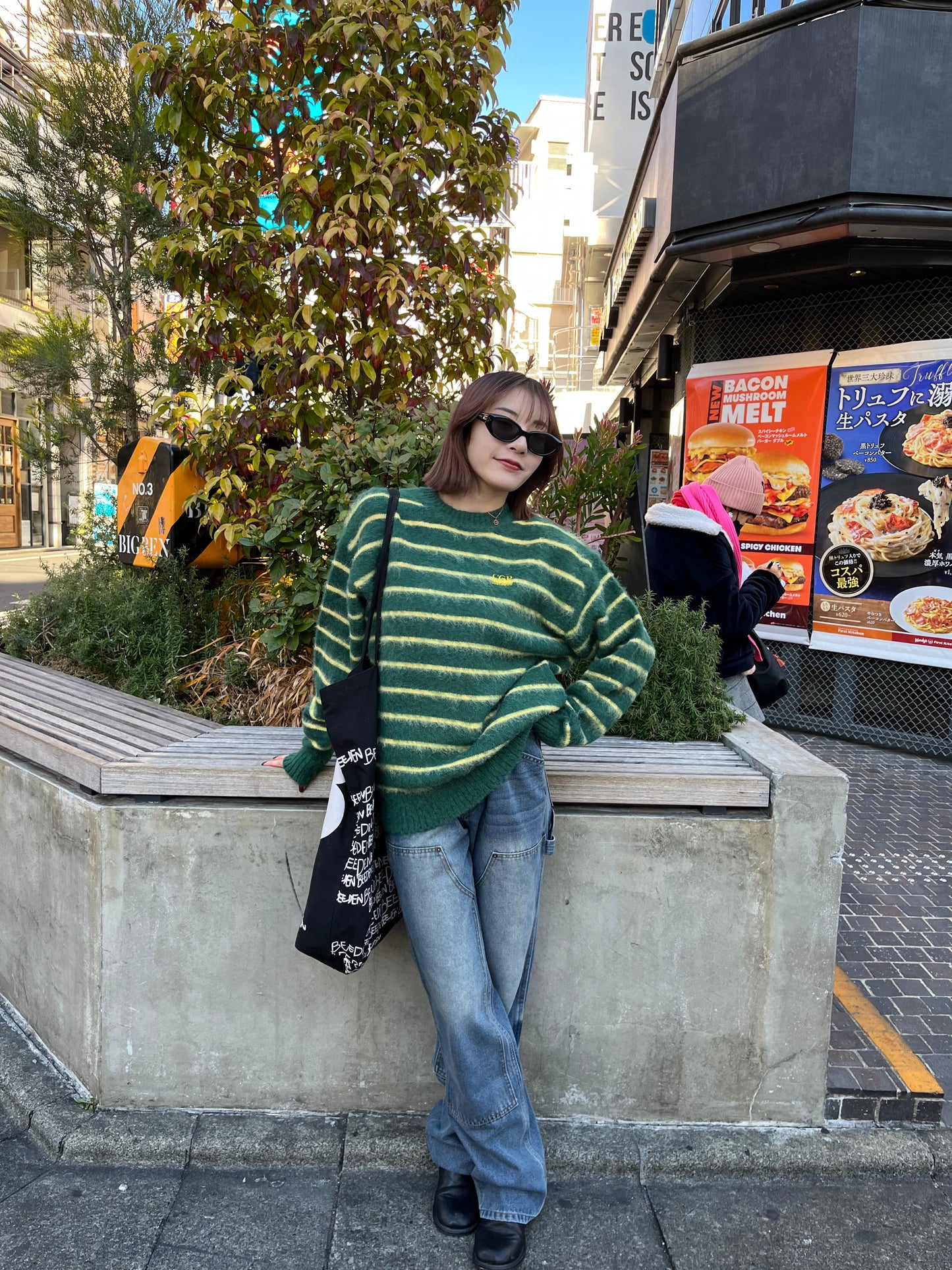 （Woman)Washed Double Knee Denim
